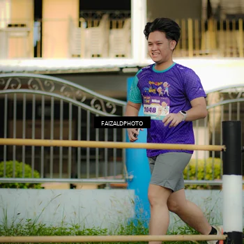 Runner Photo 8301081