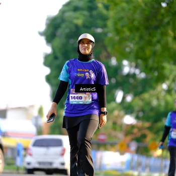 Runner Photo 8301093