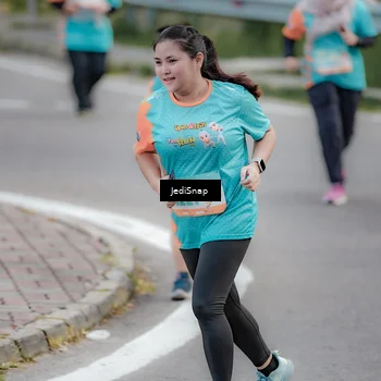 Runner Photo 8301096
