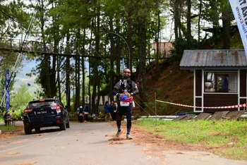 Runner Photo 83011