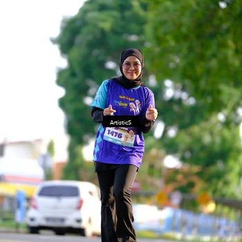 Runner Photo 8301104