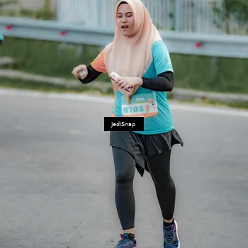 Runner Photo 8301128