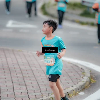 Runner Photo 8301152