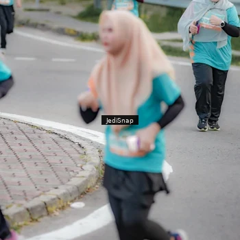 Runner Photo 8301156