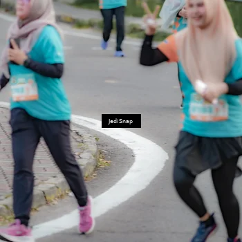 Runner Photo 8301163
