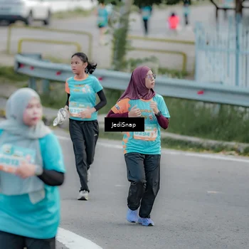 Runner Photo 8301182