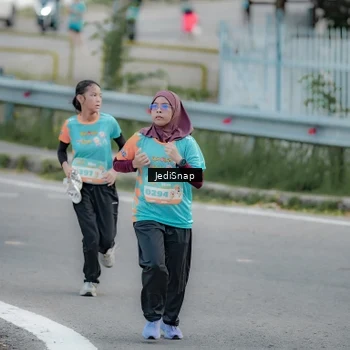 Runner Photo 8301204