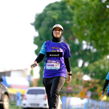 Runner Photo 8301222