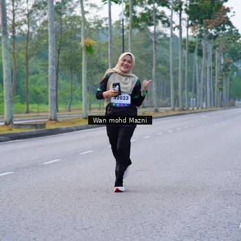 Runner Photo 8301243