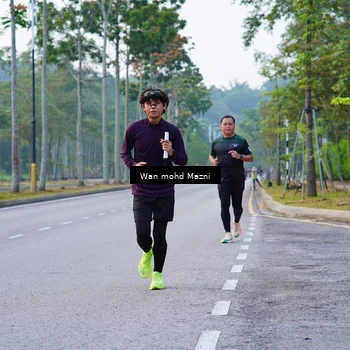 Runner Photo 8301254