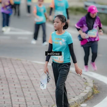 Runner Photo 8301261