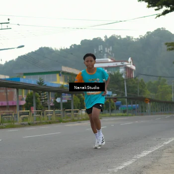 Runner Photo 8301302
