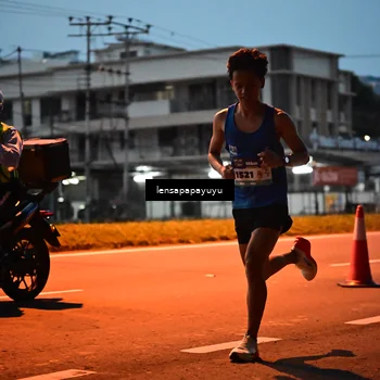 Runner Photo 8301322