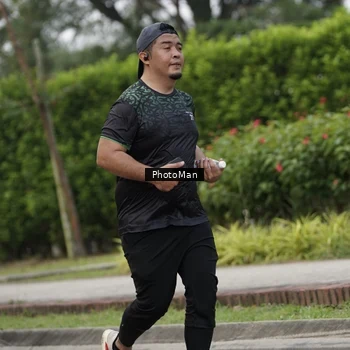 Runner Photo 8301325