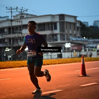 Runner Photo 8301333