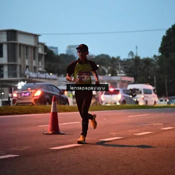 Runner Photo 8301368