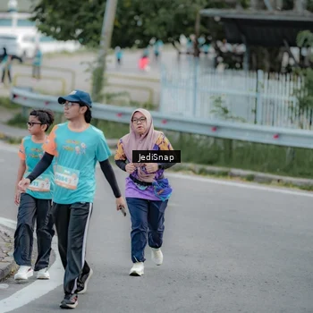 Runner Photo 8301371