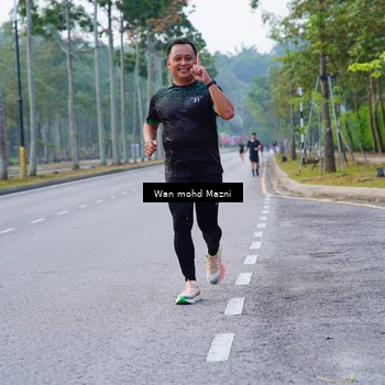 Runner Photo 8301411