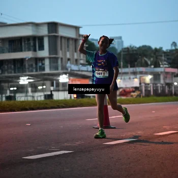 Runner Photo 8301426