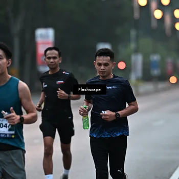 Runner Photo 8301440