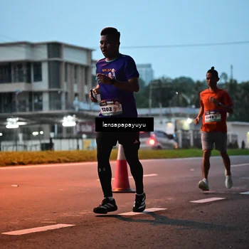 Runner Photo 8301448