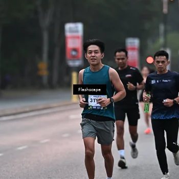 Runner Photo 8301449