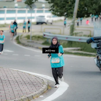 Runner Photo 8301457
