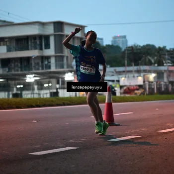 Runner Photo 8301458