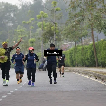 Runner Photo 8301463