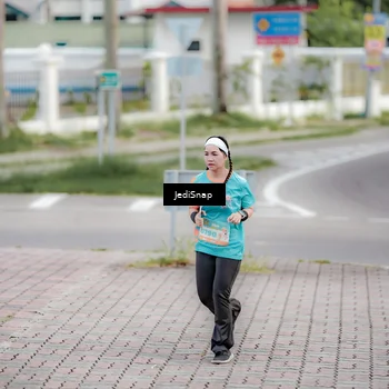 Runner Photo 8301478