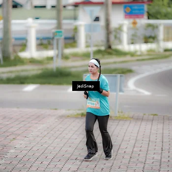 Runner Photo 8301480