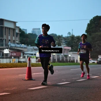 Runner Photo 8301491
