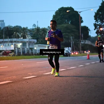 Runner Photo 8301534