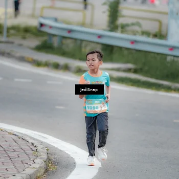 Runner Photo 8301535