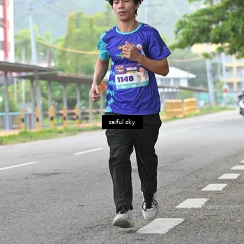Runner Photo 8301536