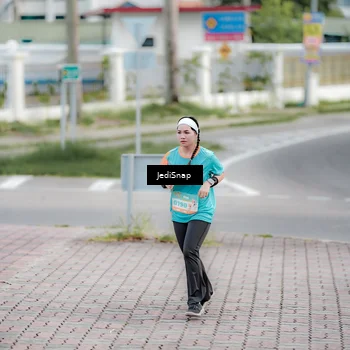 Runner Photo 8301540