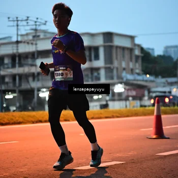 Runner Photo 8301552