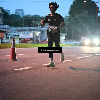 Runner Photo 8301557