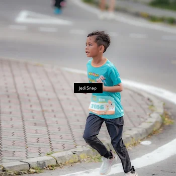 Runner Photo 8301561