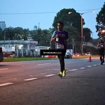 Runner Photo 8301564