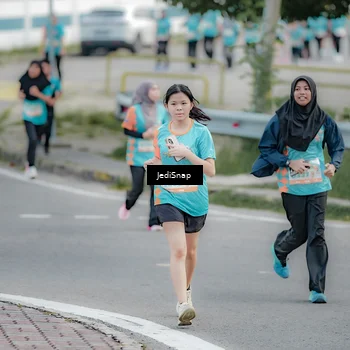 Runner Photo 8301577