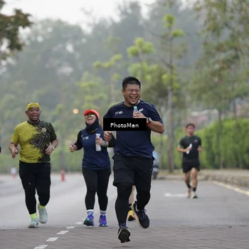 Runner Photo 8301593