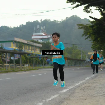 Runner Photo 8301612