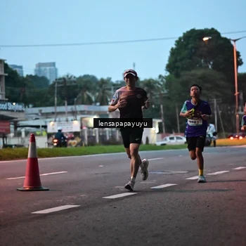 Runner Photo 8301622