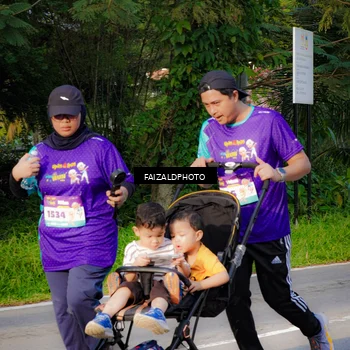 Runner Photo 8301633