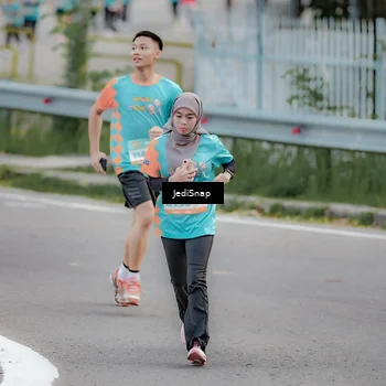 Runner Photo 8301639