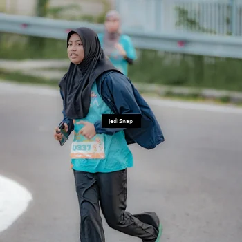 Runner Photo 8301661