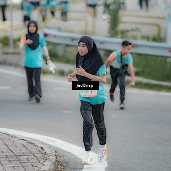 Runner Photo 8301672