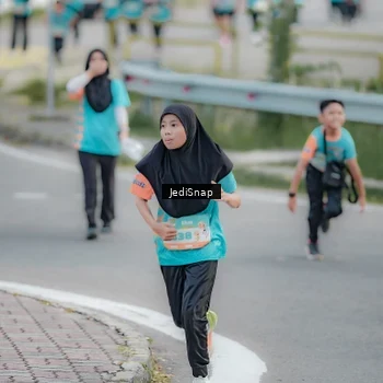 Runner Photo 8301678