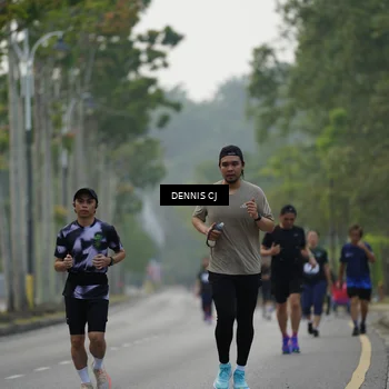 Runner Photo 8301698